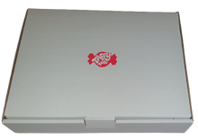 Load image into Gallery viewer, Assorted salt water taffy combo box