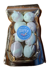 Load image into Gallery viewer, Freeze dried Dirty soda salt water taffy
